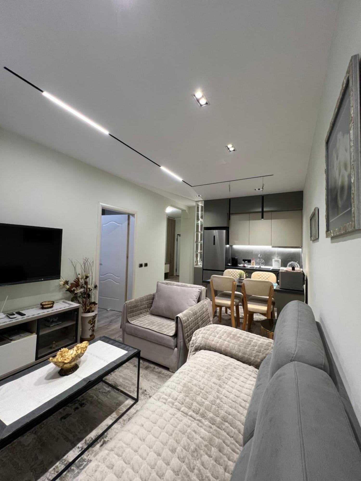 Center View Luxury Apartment Tiranë Luaran gambar